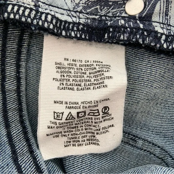 Anthropologie Pilcro High Rise Bootcut Jeans in Light Wash - Picture 7 of 8